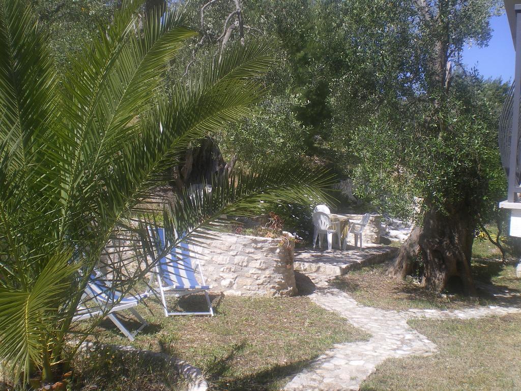 Azienda Agricola B&B Macchiaria Vieste Exterior foto
